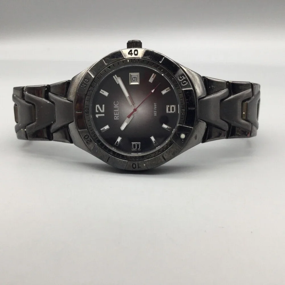 Relic Wet ZR11811 Mens Watch 40mm Black Dial Stainless Date New Battery 8.25
